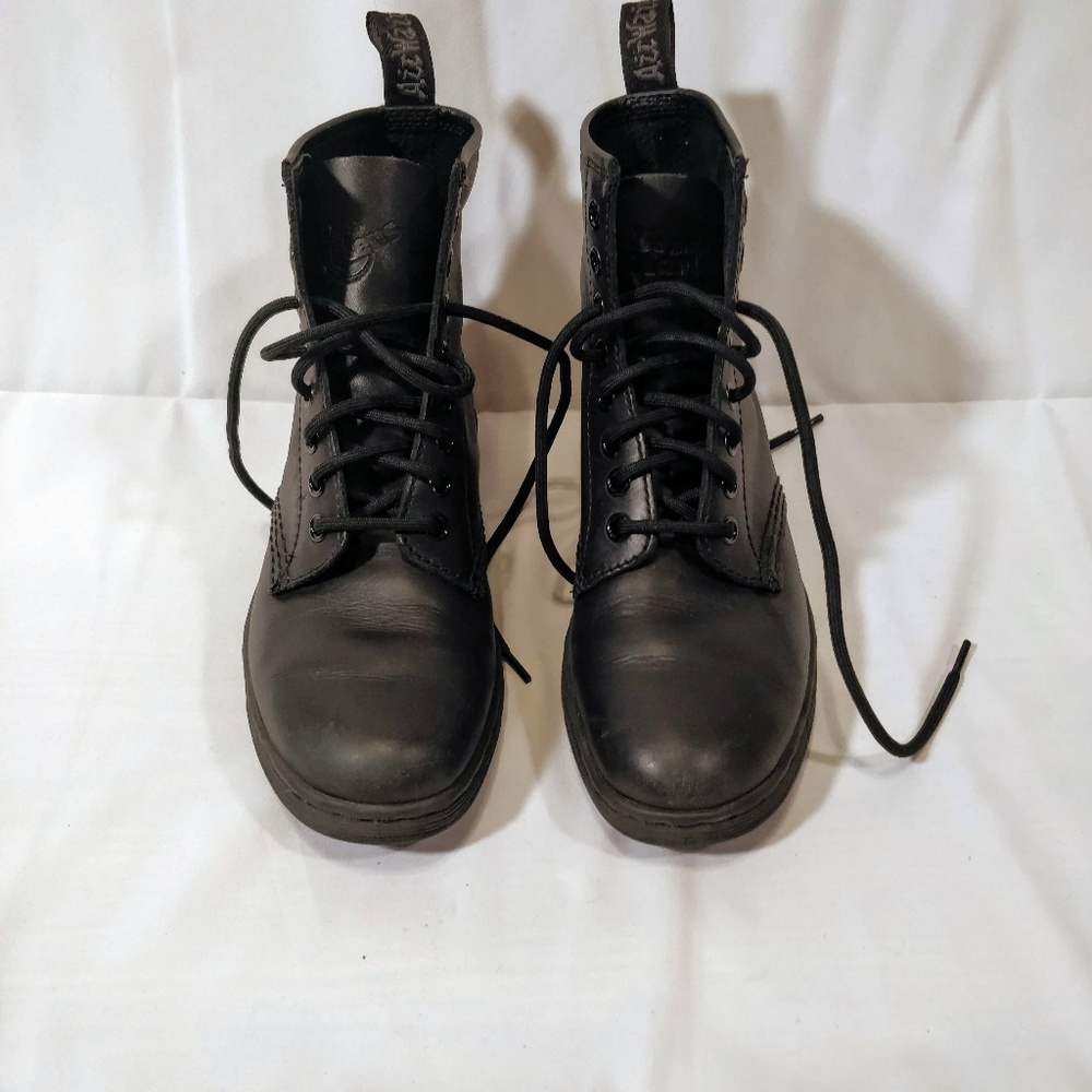 Doc Marten Black